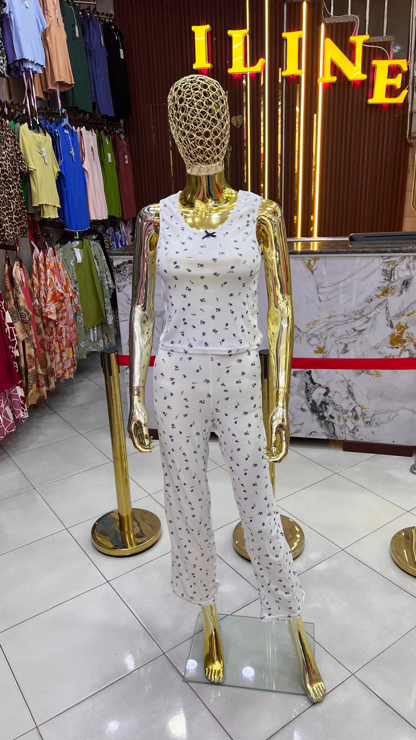 Ensemble Pyjama Femme Blanc Fleuri Sans Manches