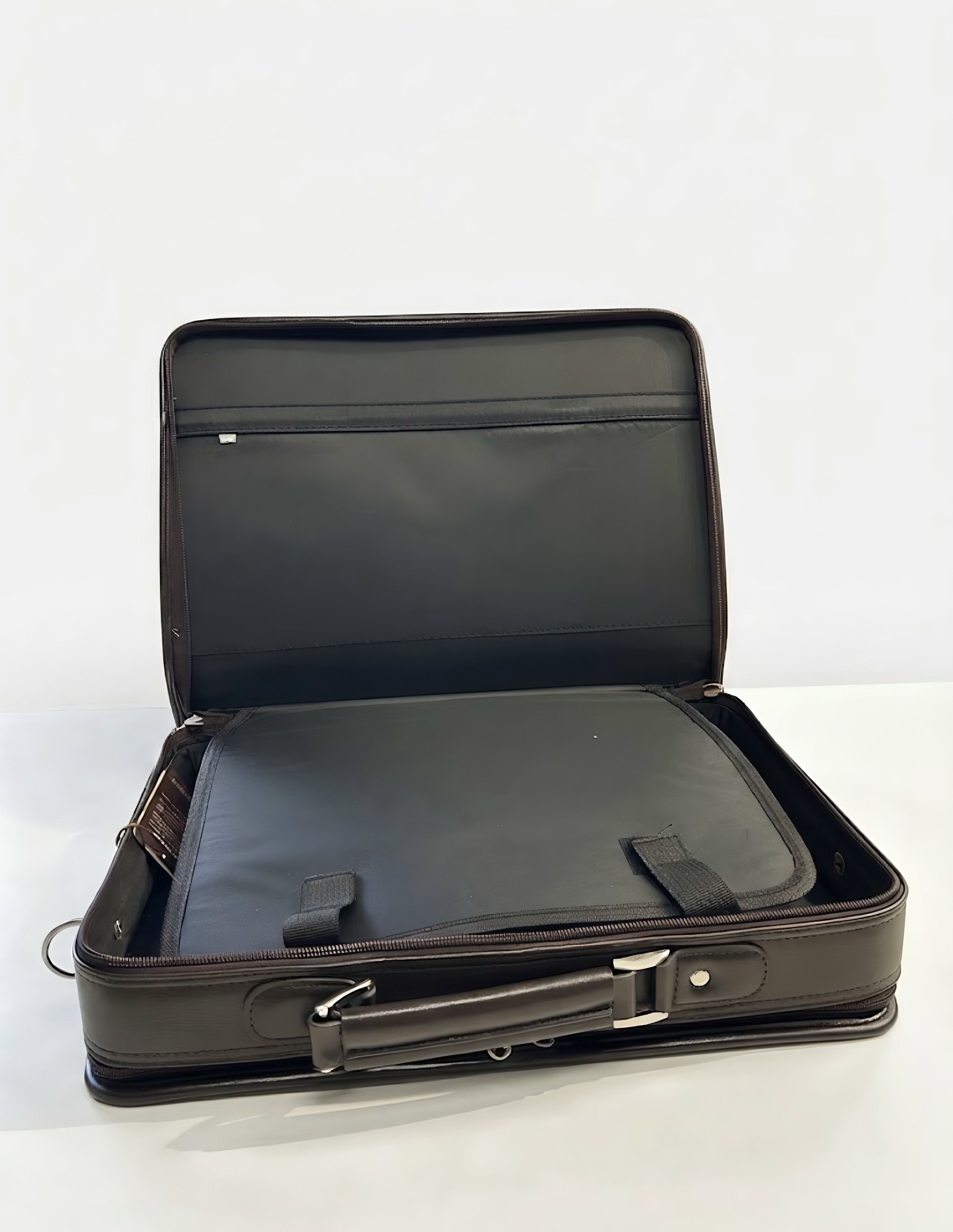 Mallette porte-documents professionnelle en simili-cuir