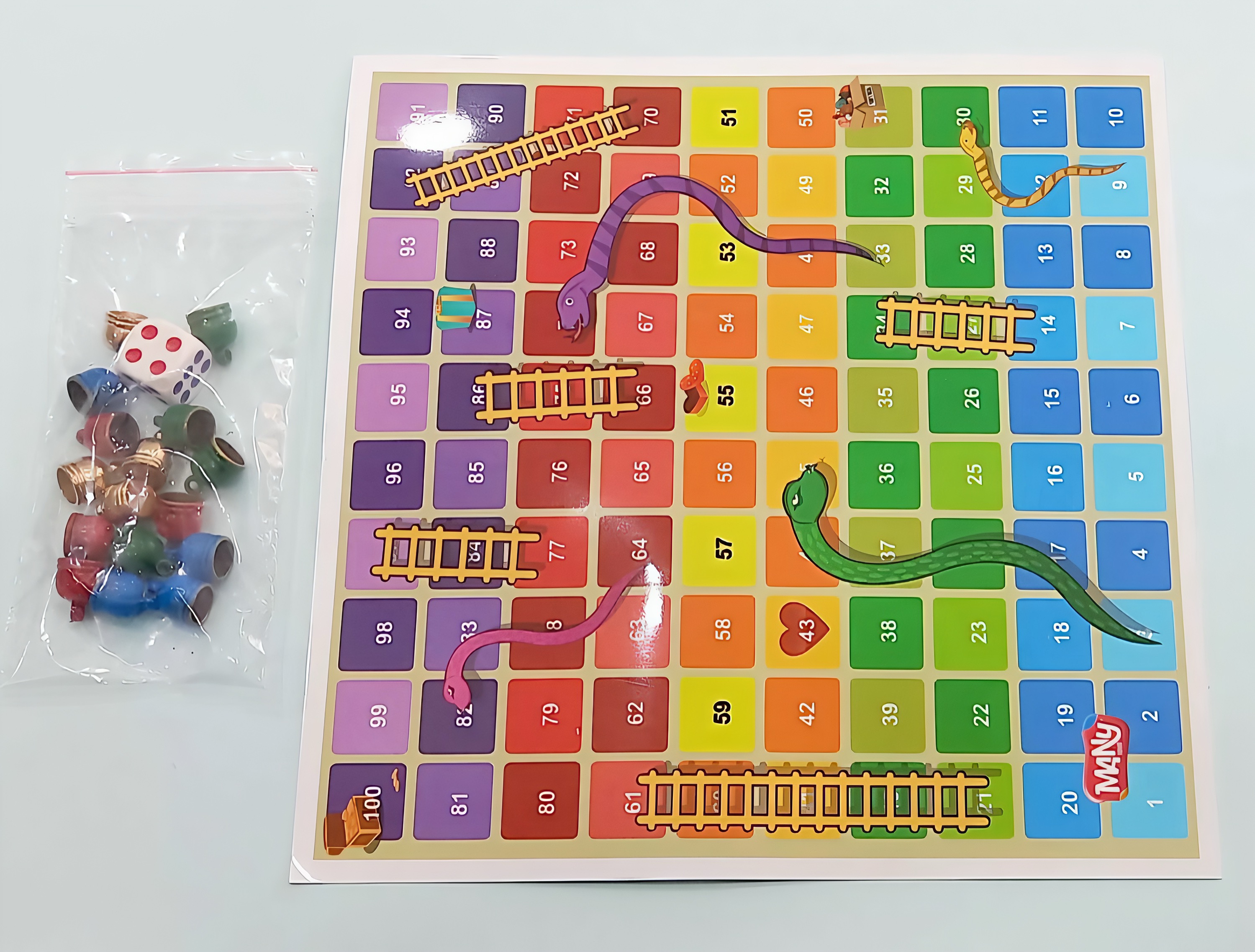 Ludo M11 105 -الألعاب مناسبة لجميع الأعمار وتوفر لحظات ممتعة وتحديًا بين الأصدقاء أو أفراد العائلة